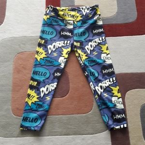 Comic book print Capri leggings